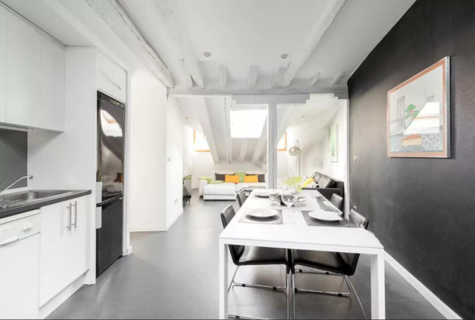 Cute Apartment In The Heart Of มาดริด ภายนอก รูปภาพ