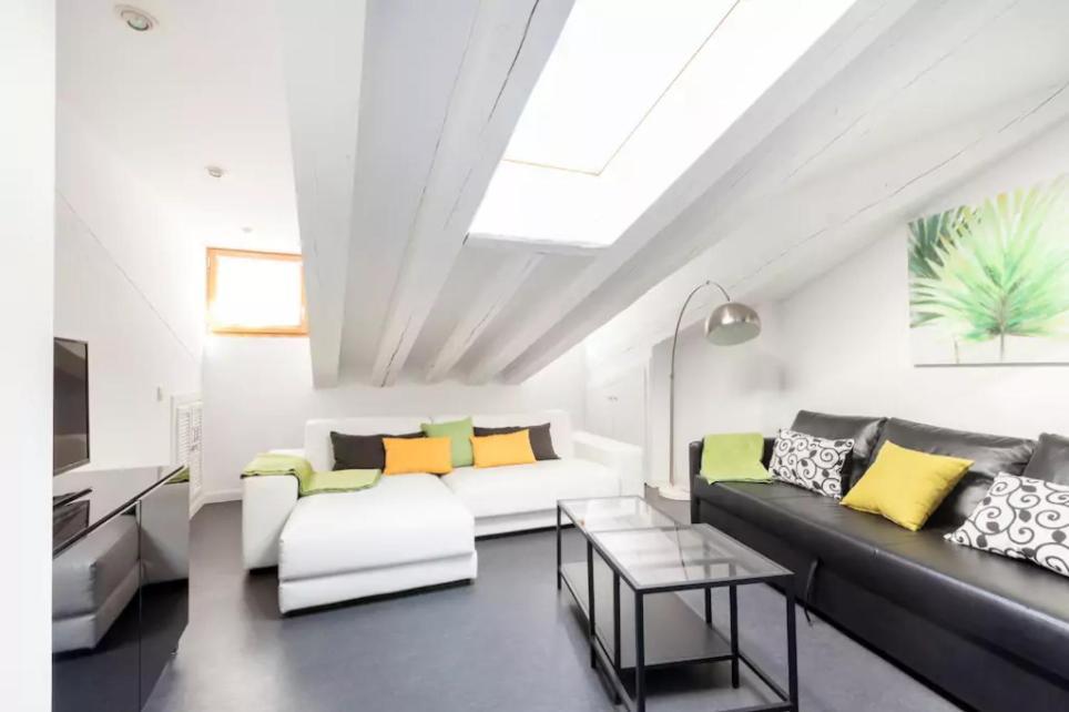 Cute Apartment In The Heart Of มาดริด ภายนอก รูปภาพ